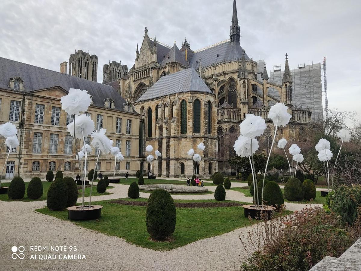 Le Champagnoles Daire Reims Dış mekan fotoğraf