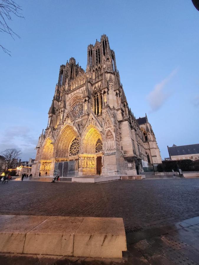 Le Champagnoles Daire Reims Dış mekan fotoğraf